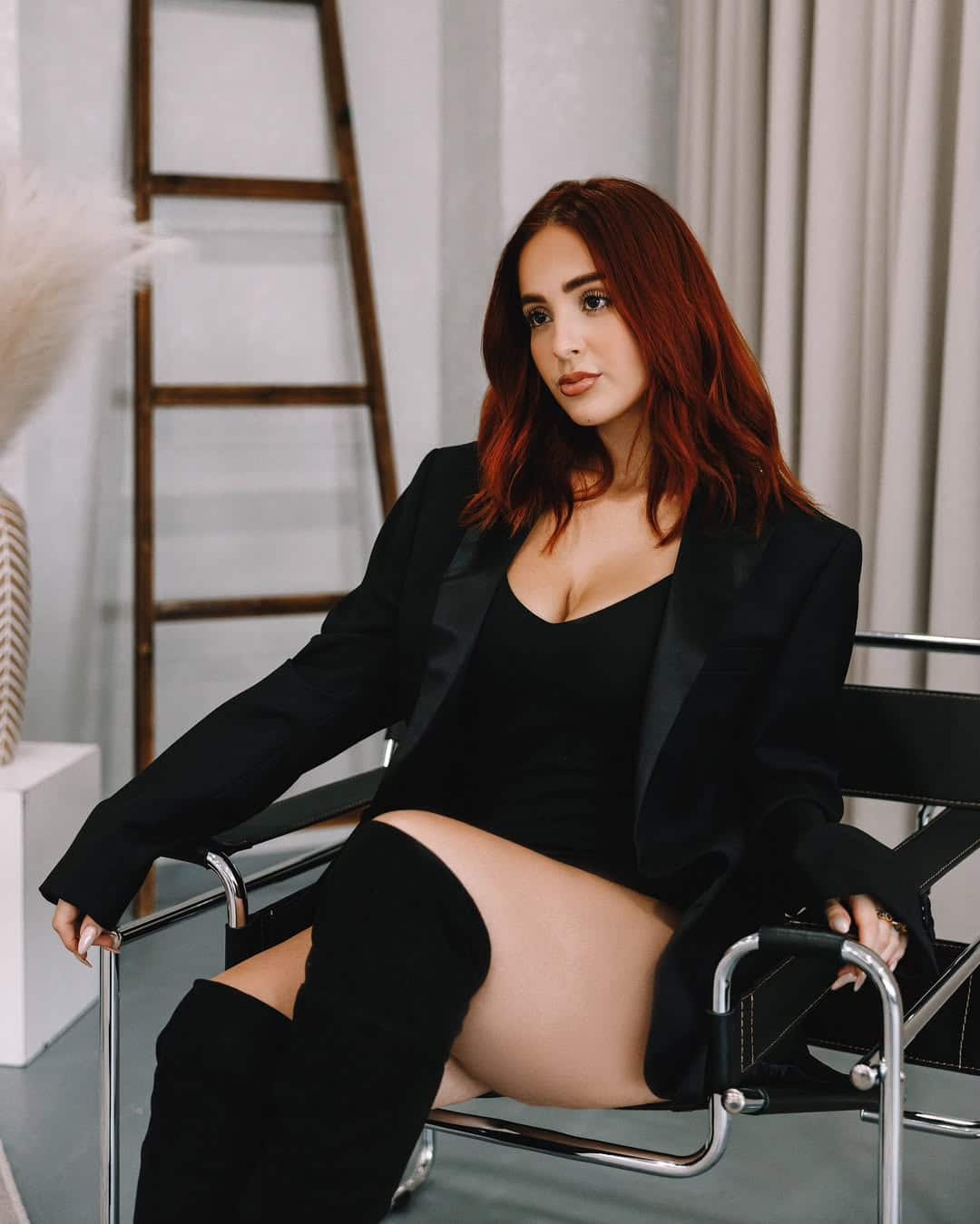 Family portrait photo studio near Brickell and Downtown Miami with cozy lifestyle sets