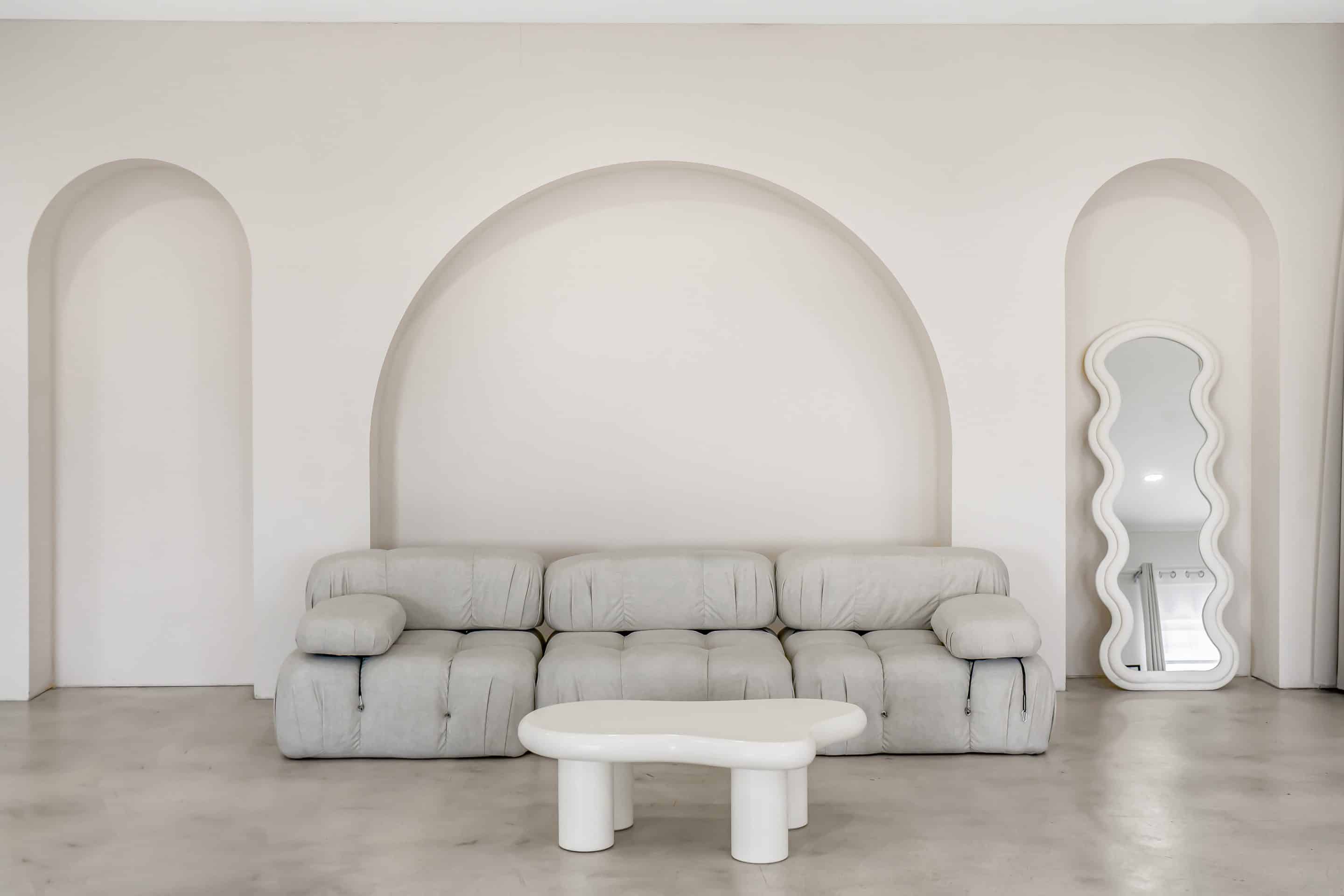 Cyclorama wall photo studio in Wynwood Miami for commercial shoots and influencer content