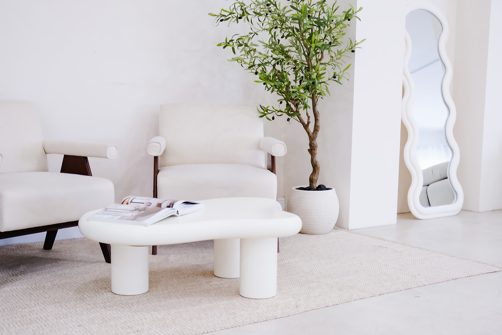 Miami Beach photo studio rental near South Beach for creators and brands